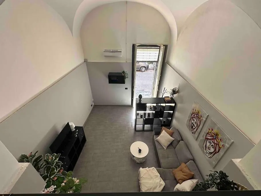 Apartment 44 كاتانيا