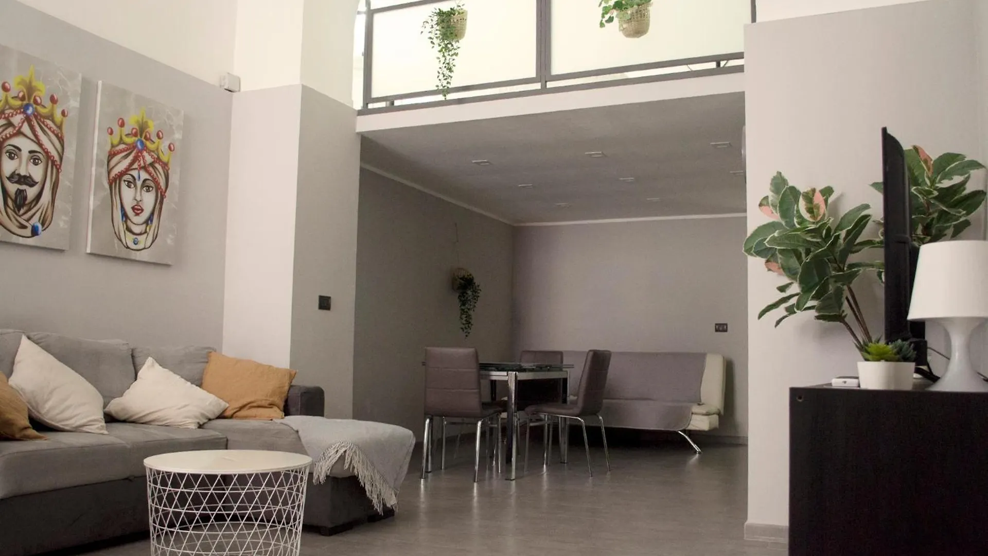 Apartment 44 كاتانيا